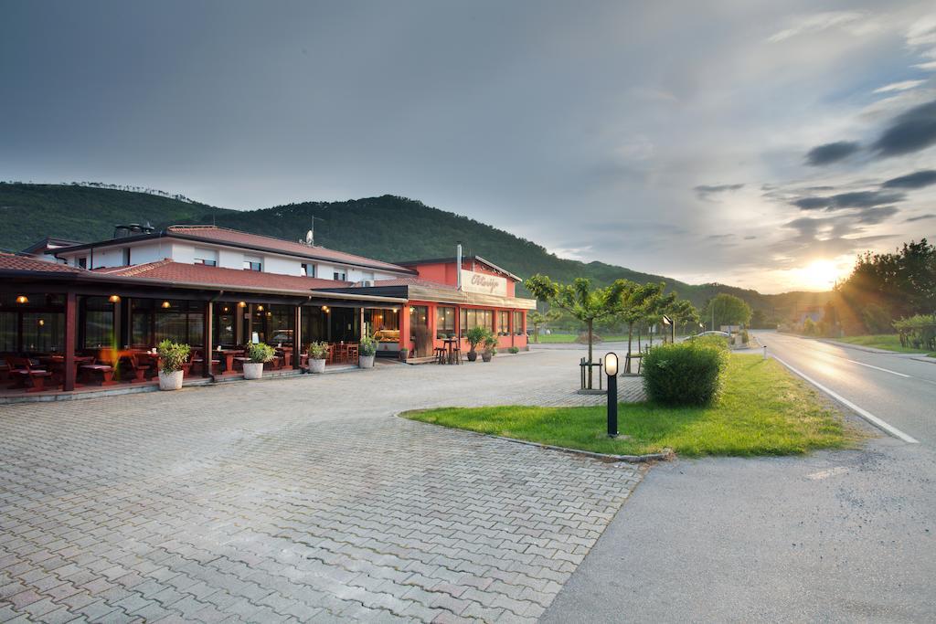 Branik 奥斯特里亚旅馆酒店 外观 照片